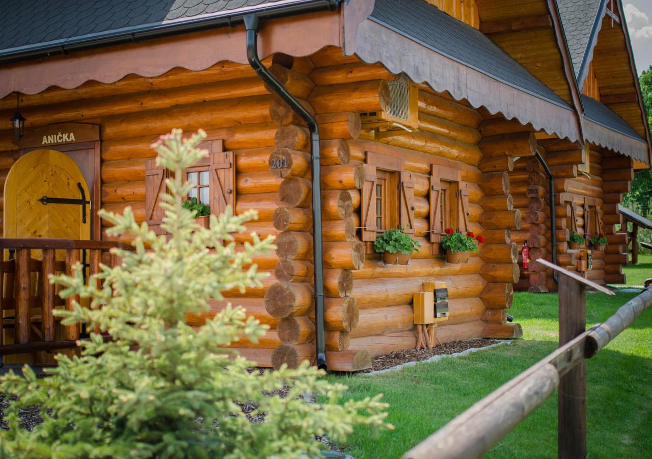 Ubytovanie Koliba Pacho - Zrub Anicka Prievidza Esterno foto